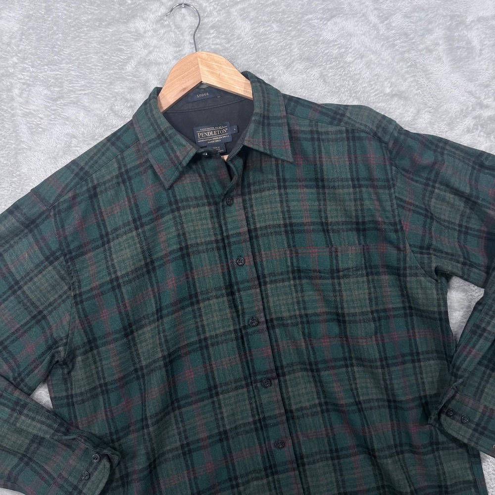 Pendleton Lodge Shirt Mens L Green Plaid 100% Virgin Wool Button Down Flannel